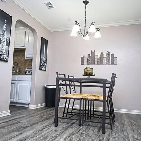 Comfy Two-Bedroom Apartment In Arlington Extérieur photo